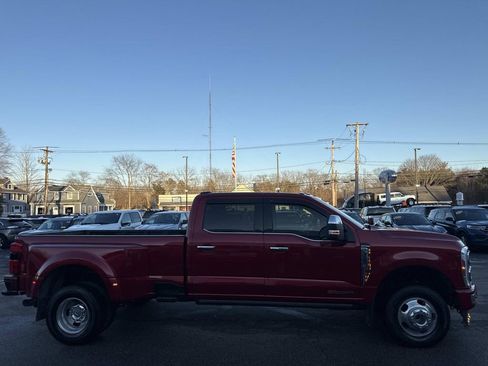 Used 2024 Ford F350 Platinum w/ FX4 Off-Road Package image 6