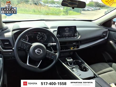 Used 2024 Nissan Rogue SV FWD image 13