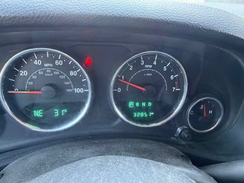 Used 2018 Jeep Wrangler Rubicon AWD/4WD image 30