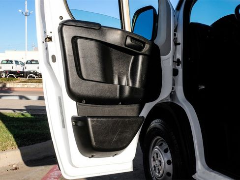 Used 2021 RAM ProMaster 2500 w/ Convenience Group image 38