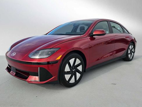 Used 2024 Hyundai Ioniq 6 SE RWD image 7