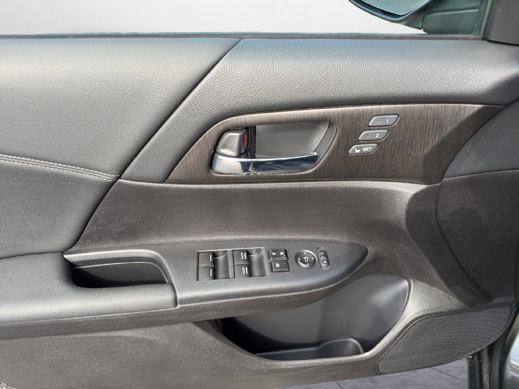 Used 2013 Honda Accord EX-L image 14