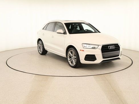 Used 2016 Audi Q3 2.0T Premium Plus w/ Sport Package FWD image 9