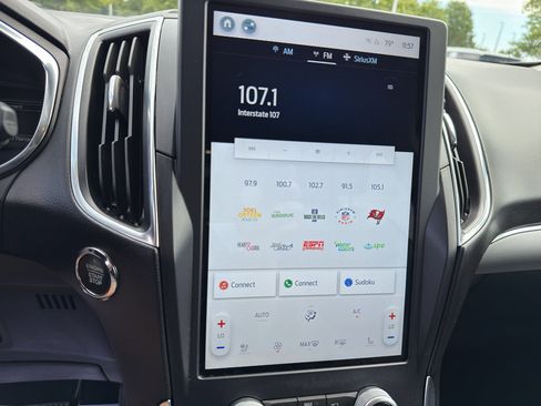 Used 2021 Ford Edge Titanium w/ Cargo Accessory Package image 20