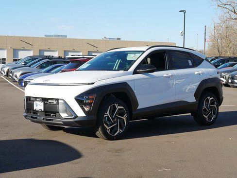 New 2026 Hyundai Kona SEL Premium AWD/4WD image 2