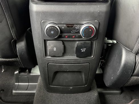 Used 2023 Ford Explorer Platinum w/ Technology Package image 36