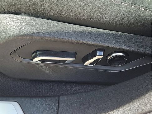 New 2026 Acura RDX SH-AWD image 19