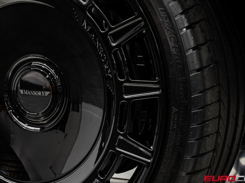 Used 2025 Mercedes-Benz G 63 AMG 4MATIC image 33