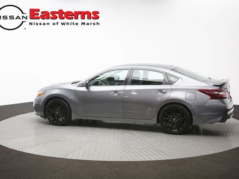Used 2018 Nissan Altima 2.5 SR w/ SR Midnight Edition image 61