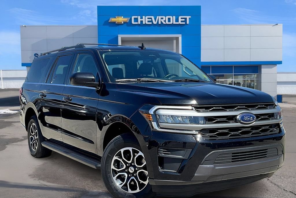 Used 2024 Ford Expedition Max XLT AWD/4WD image 2