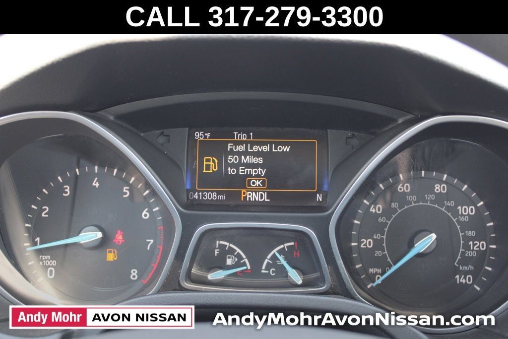 Used 2017 Ford Focus SE FWD image 29