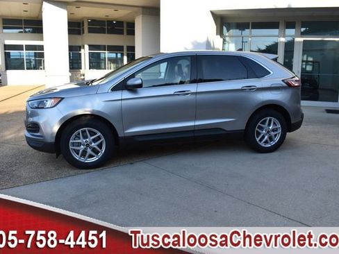 Used 2024 Ford Edge SEL image 6