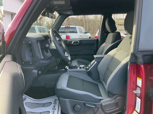 New 2025 Ford Bronco 4-Door w/ Sasquatch Package image 16