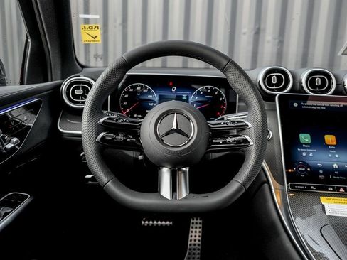 Used 2026 Mercedes-Benz GLC 300 4MATIC image 17