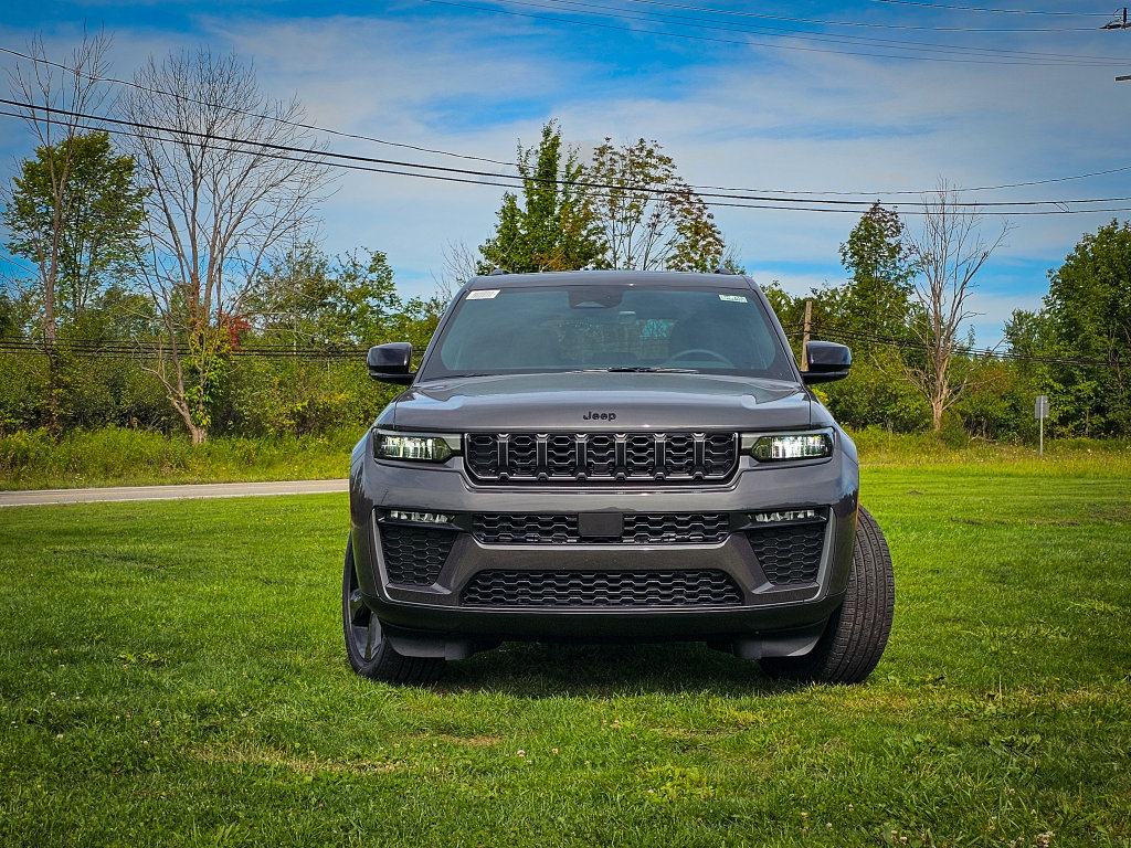 New 2026 Jeep Grand Cherokee Limited AWD/4WD image 8