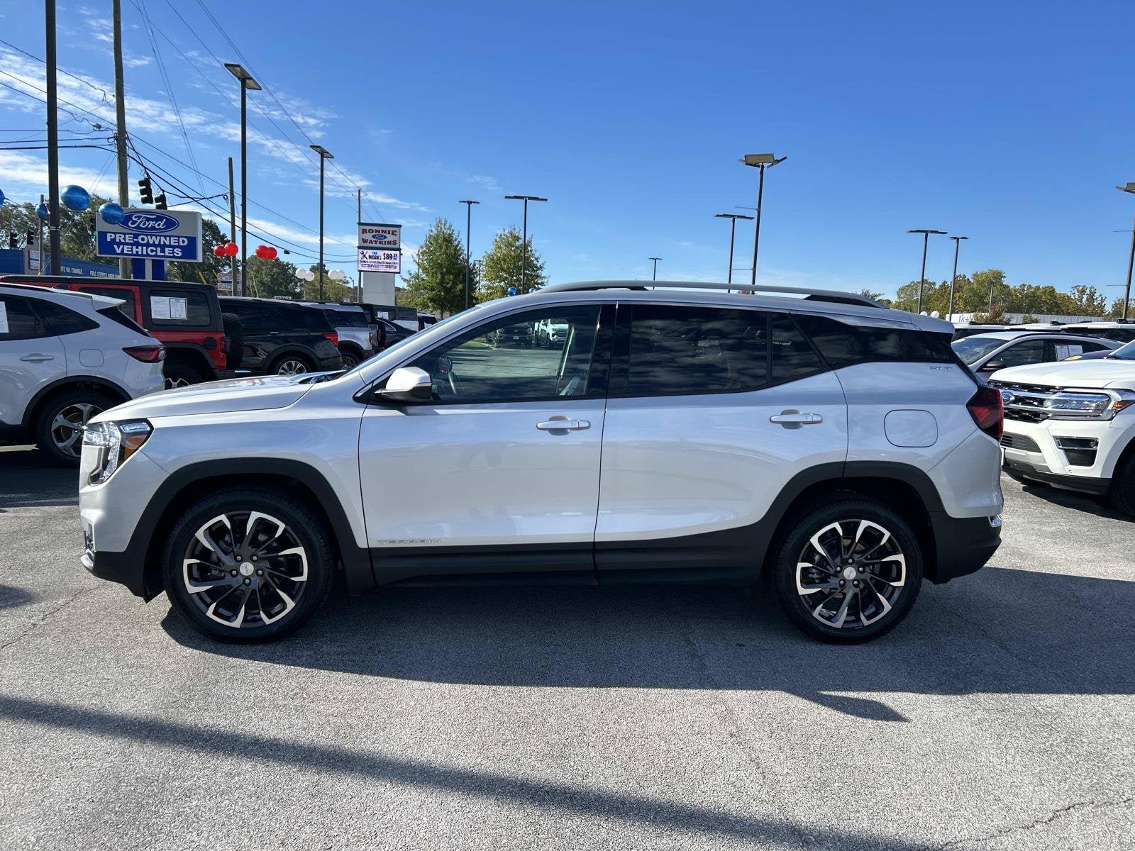 Used 2022 GMC Terrain SLT FWD image 8