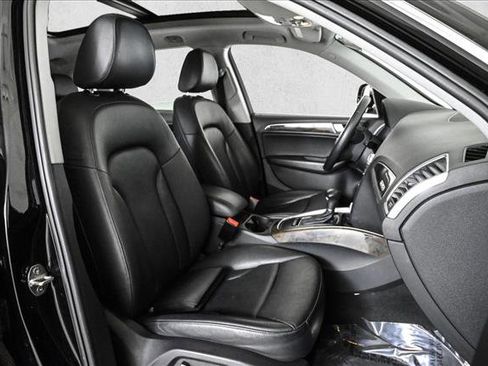 Used 2016 Audi Q5 2.0T Premium image 21