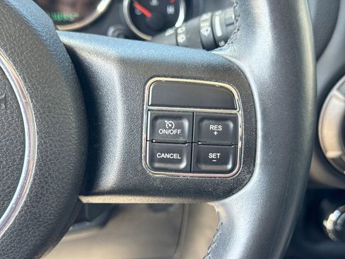 Used 2015 Jeep Wrangler Unlimited Sport w/ Quick Order Package 24S AWD/4WD image 27