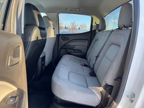 Used 2016 Chevrolet Colorado W/T image 16