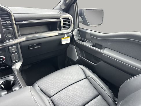 New 2025 Ford F150 Lariat w/ Equipment Group 502A High image 15