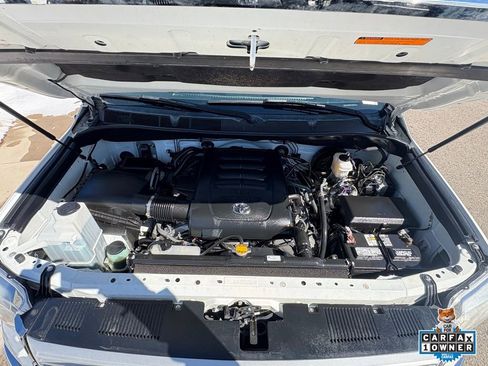 Used 2017 Toyota Tundra Limited w/ Limited Premium Package image 30