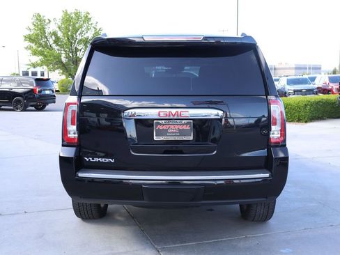 Used 2017 GMC Yukon Denali w/ Enhanced Security Package AWD/4WD image 5