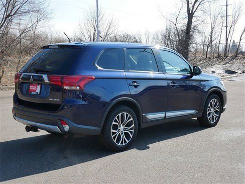 Used 2016 Mitsubishi Outlander ES image 7