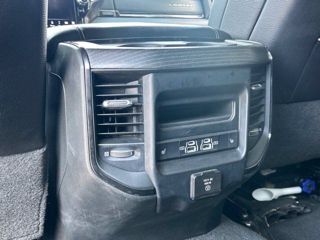 Used 2023 RAM 2500 Limited AWD/4WD image 30