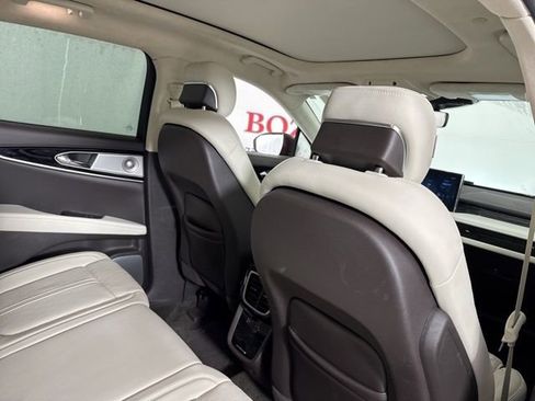 Certified 2023 Lincoln Nautilus Black Label w/ Class II Trailer Tow Package image 19