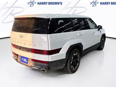 Used 2025 Hyundai Santa Fe SE AWD/4WD image 10