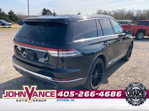 Used 2022 Lincoln Aviator Reserve w/ Equipment Group 201A image 8