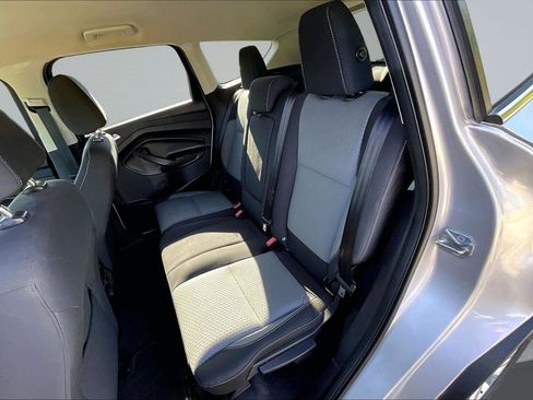 Used 2017 Ford Escape SE FWD image 26