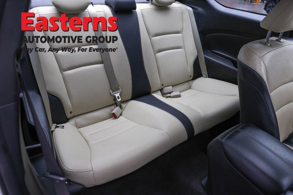 Used 2015 Honda Accord EX-L image 25