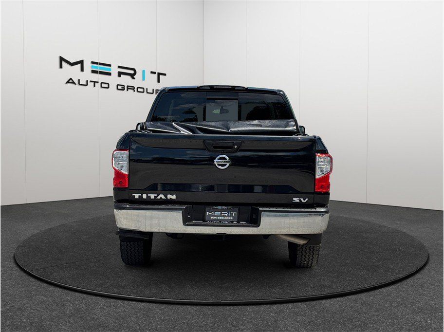 Used 2019 Nissan Titan SV RWD image 8