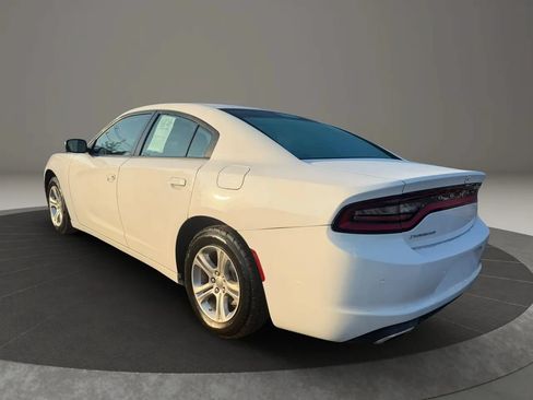 Used 2022 Dodge Charger SXT RWD image 7