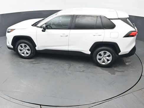 Certified 2024 Toyota RAV4 LE AWD/4WD image 39