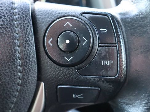 Used 2017 Toyota RAV4 Limited AWD/4WD image 31