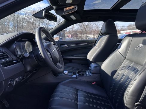 Used 2022 Chrysler 300 S image 14
