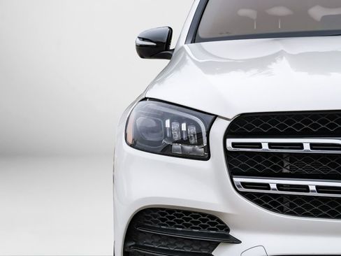 Used 2021 Mercedes-Benz GLS 580 4MATIC image 59
