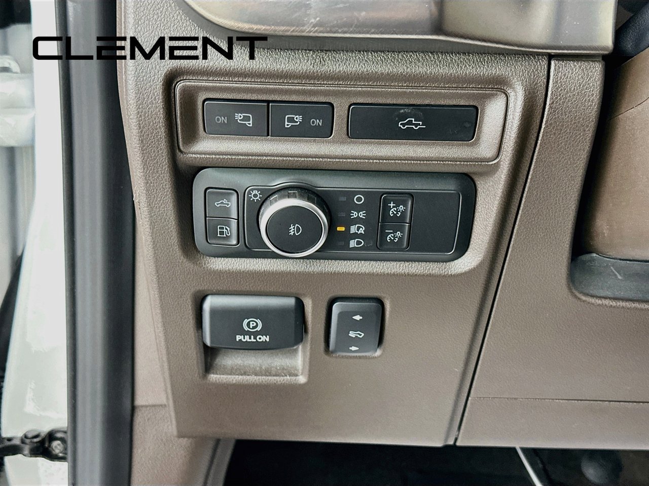 Used 2022 Ford F150 King Ranch w/ Equipment Group 601A High AWD/4WD image 14