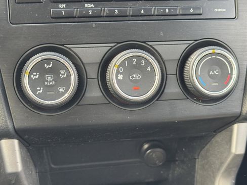 Used 2015 Subaru Forester 2.5i Premium w/ All-Weather Package image 26