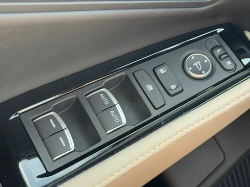 Used 2023 Honda Accord Touring image 24