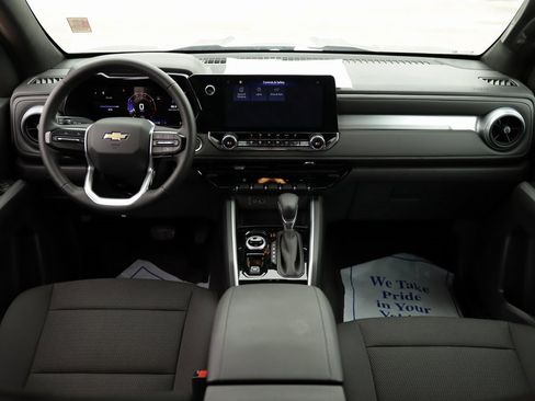 Used 2024 Chevrolet Colorado LT w/ LT Convenience Package II image 22