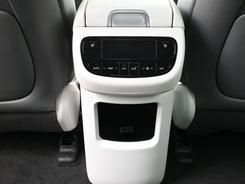 New 2026 Hyundai Ioniq 9 SEL image 20