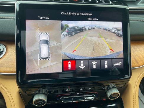 Used 2023 Jeep Grand Cherokee L Summit image 31