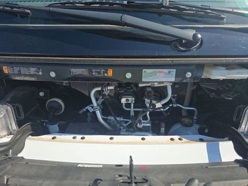 Used 2024 Chevrolet Brightdrop 600 w/ Commercial Equipment Package AWD/4WD image 14