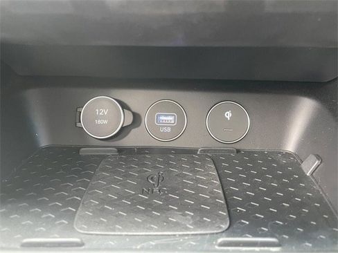 Used 2025 Genesis G70 3.3T Advanced w/ Sport Prestige Package image 32