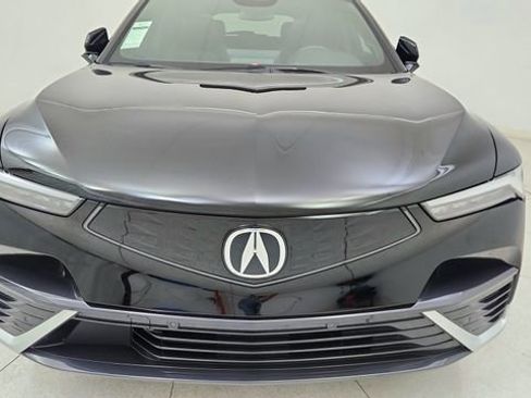 Used 2024 Acura ZDX A-Spec image 9