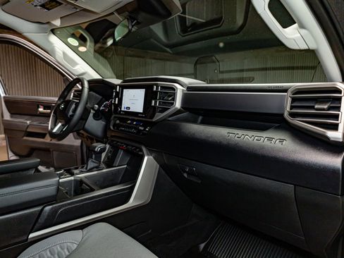 Used 2022 Toyota Tundra SR5 image 20