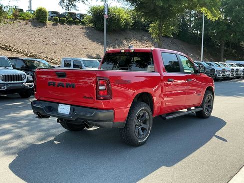 Used 2025 RAM 1500 Warlock AWD/4WD image 5